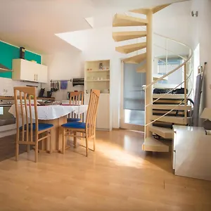 Altstadt Apartment Charly Daire
